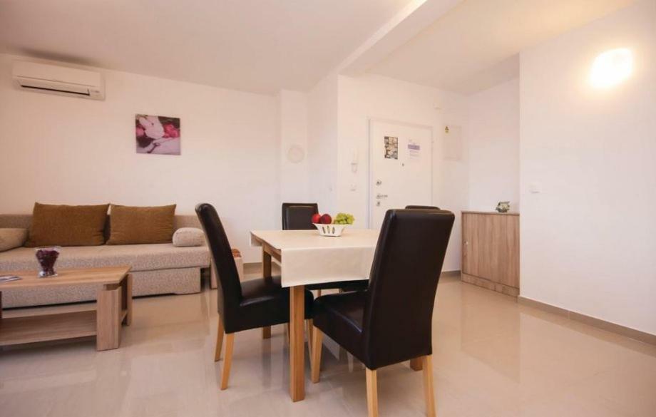 Apartmani Korenika Brodarica  Buitenkant foto