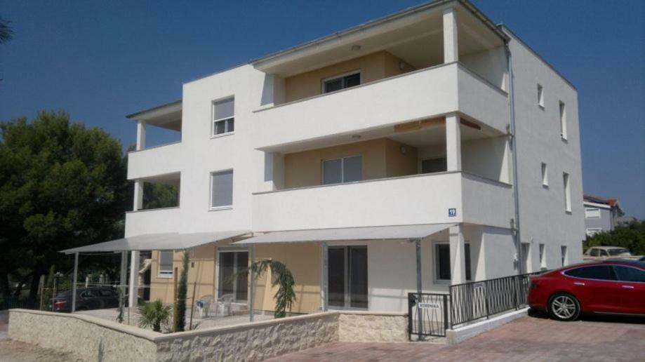 Apartmani Korenika Brodarica  Buitenkant foto